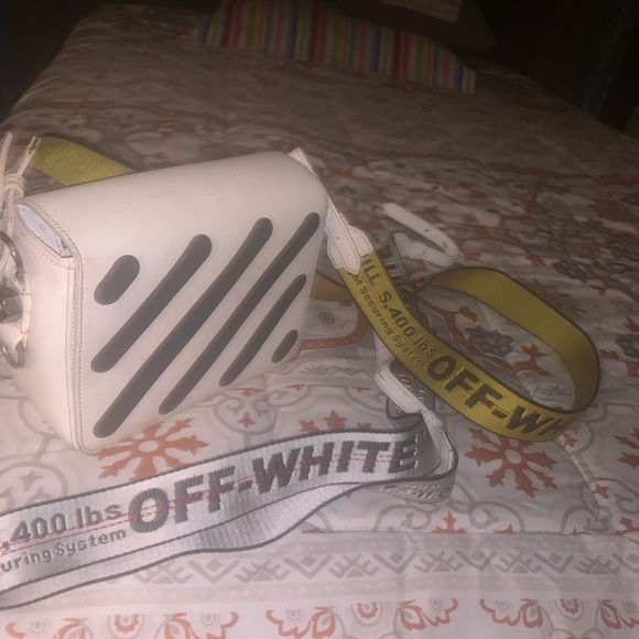 OFFWHITE MEDIUM BAG - Picture 3 of 3